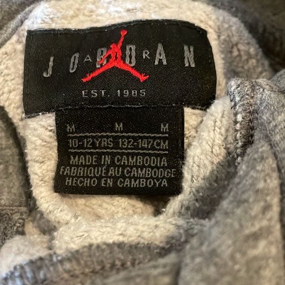 Jordan boys sweatshirt size medium - Picture 3 of 3